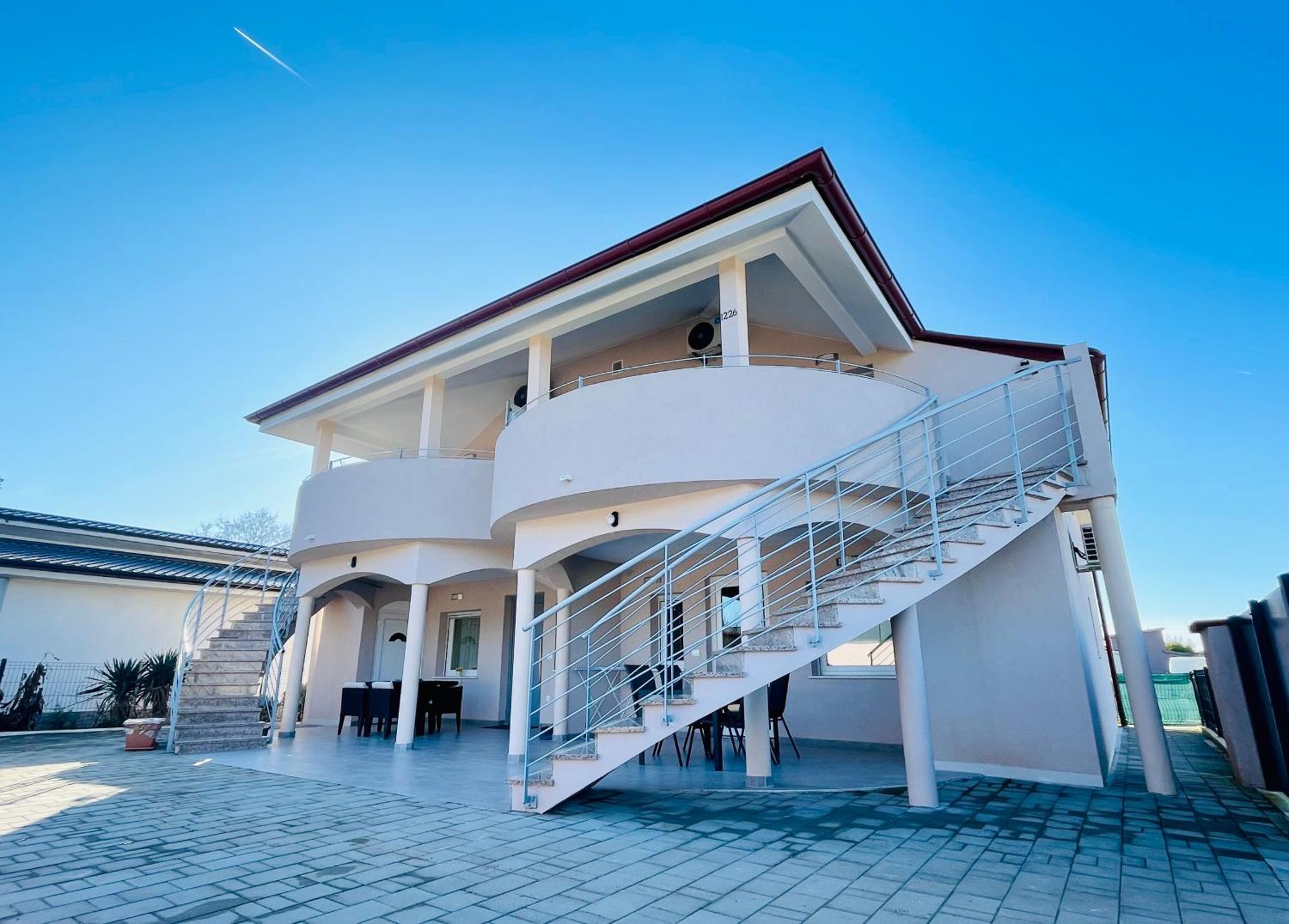New Apartments Miya - Peroj Beach Exteriér fotografie